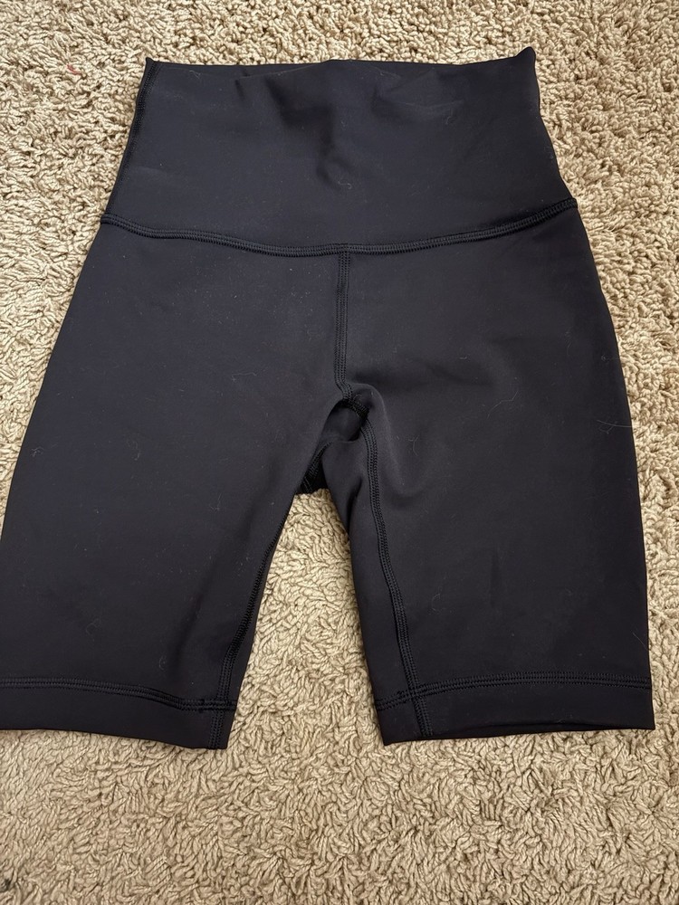 Lululemon Women’s S 2 Black Solid Biker Athletic Fit Stretch Nylon Lycra Shorts