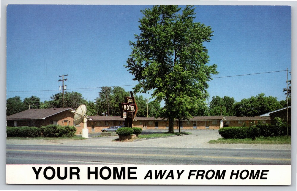 Roadside~Your Motel From East Michigan Avenue Ypsilanti MI~Vintage Postcard