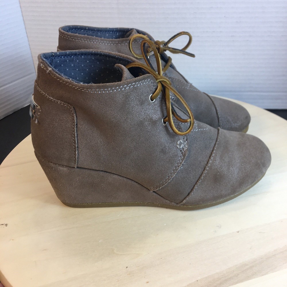 TOMS Women's Size 6.5 Desert Suede Lace Up Wedge Booties Beige Taupe 300415