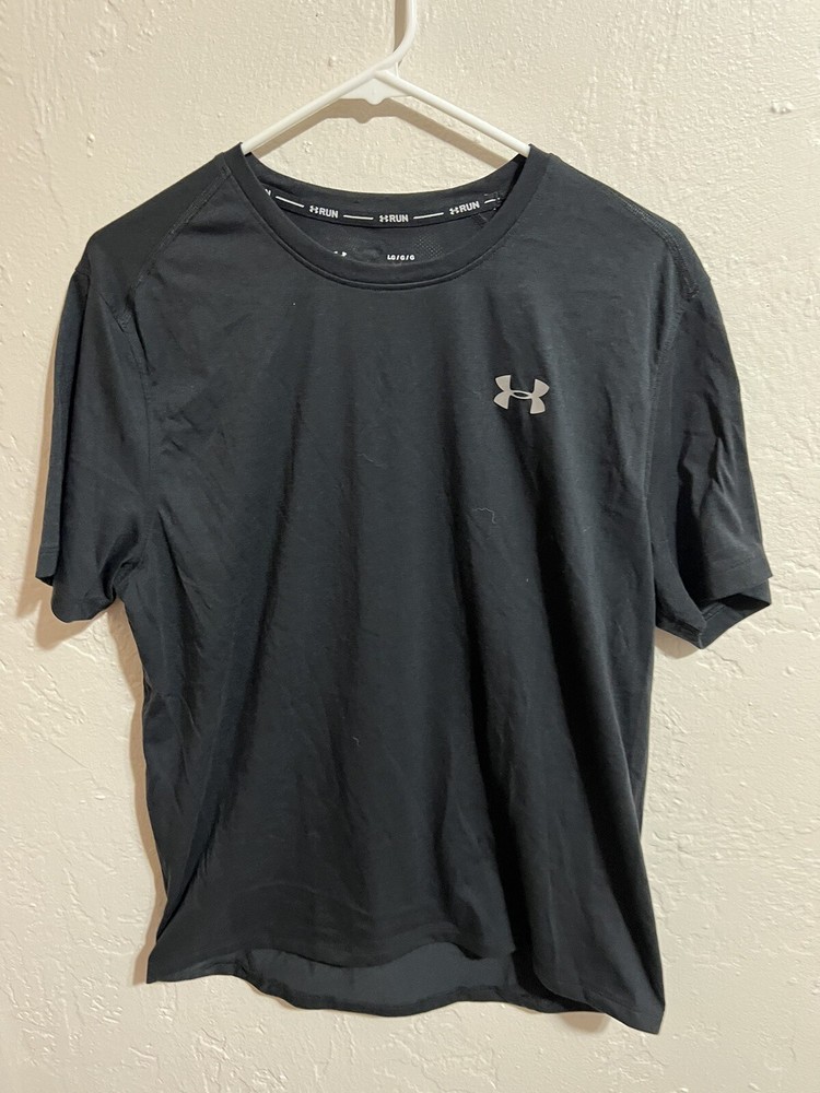 Under Armour  Short-Sleeve Men's Large T-Shirt - Black