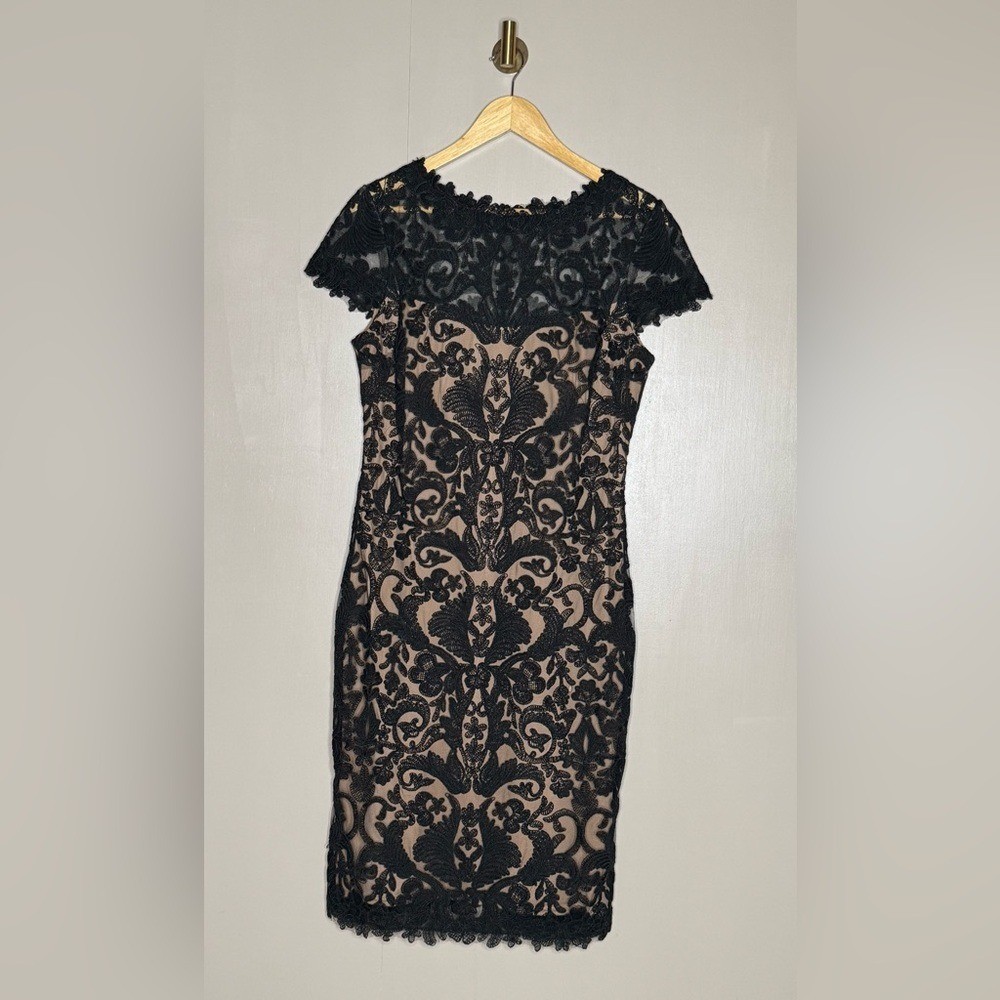 Tadashi Shoji Black Nude Illusion Lace Cocktail Dress Gothic Romantic Size 10