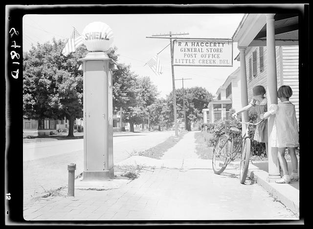 Photo:Dover, Delaware. July, 1938. Scenes in the state capitol