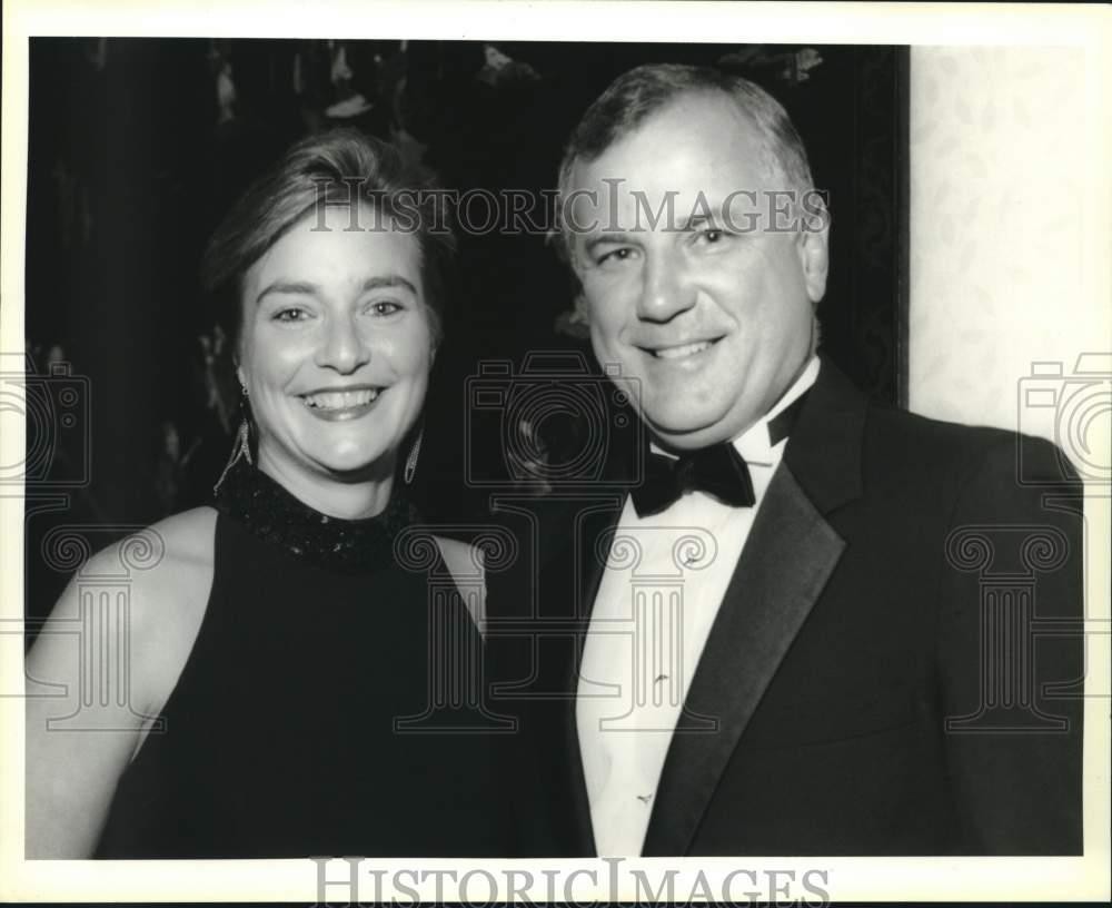 1993 Press Photo Suzanne Rusovich and Richard Angelico attend YLC event.