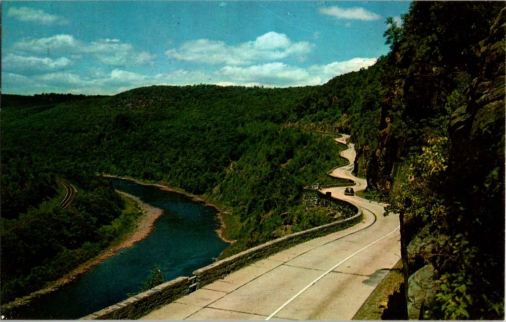 Port Jervis New York NY : ROAD SCENE m/14 BG8052