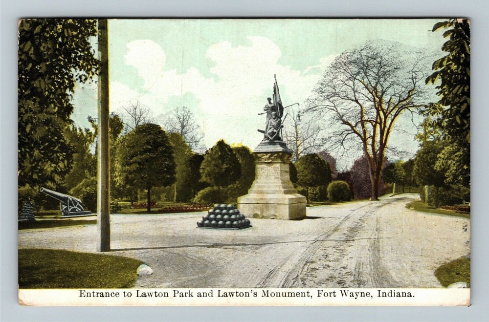 Fort Wayne Indiana, ENTRANCE TO LAWTON PARK AND MONUMENT, c1911 Vintage Postcard