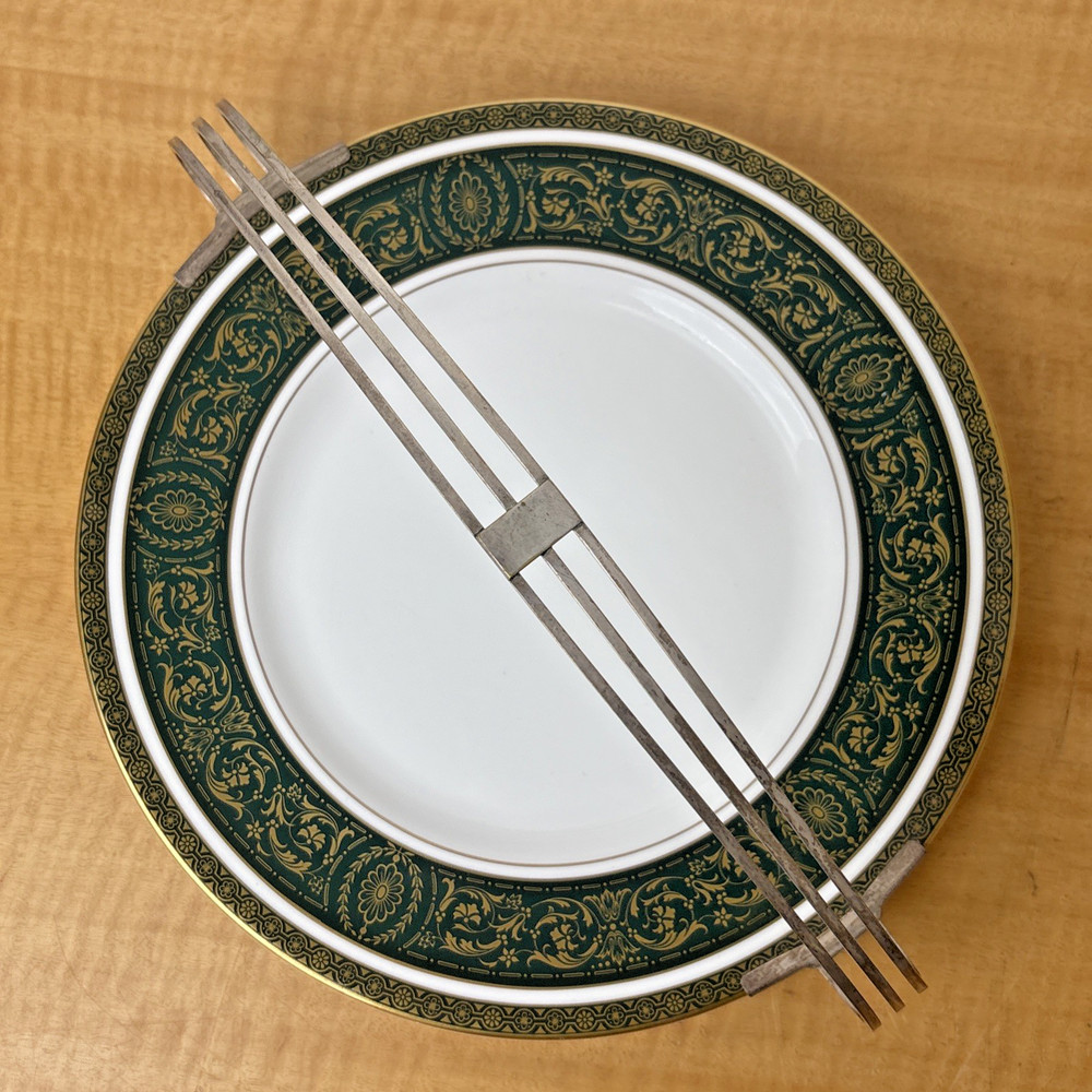 Royal Doulton Vanborough Green Silver Handled Plate