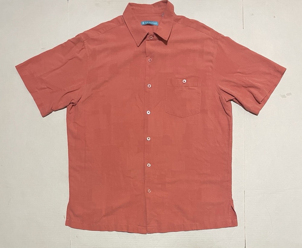 Tori Richard Men’s Large Coral Silk Cotton Hawaiian Camp Shirt Textured Aloha
