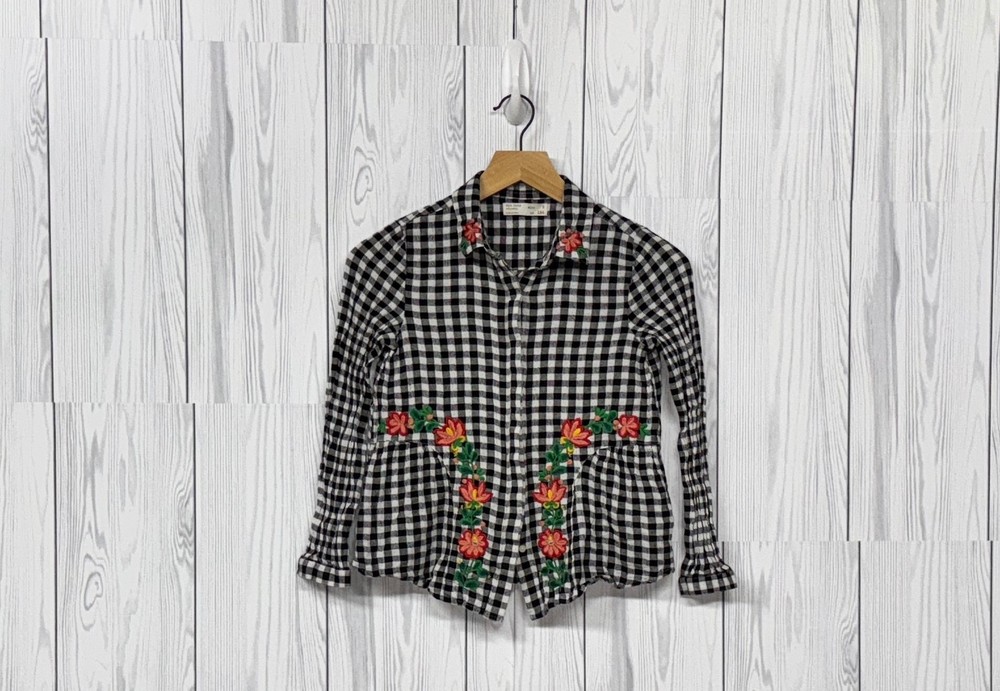 Zara Girls shirt size 9 button up long sleeve plaid black white