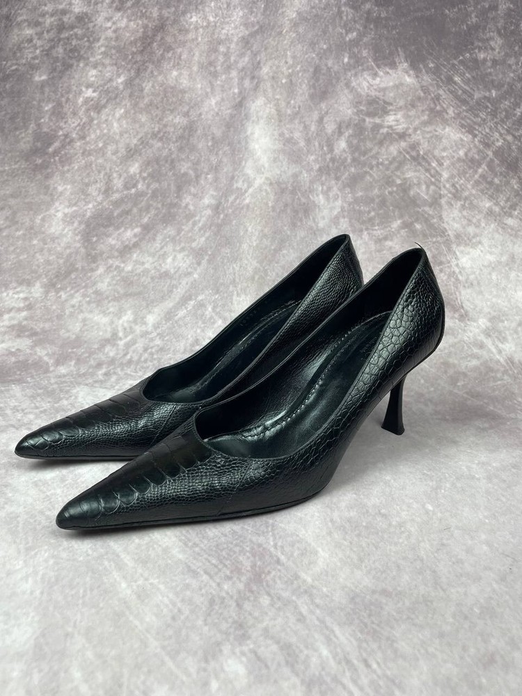 GUCCI Black Crocodile Leather Heels Womens Size 38.5 Made in Italy