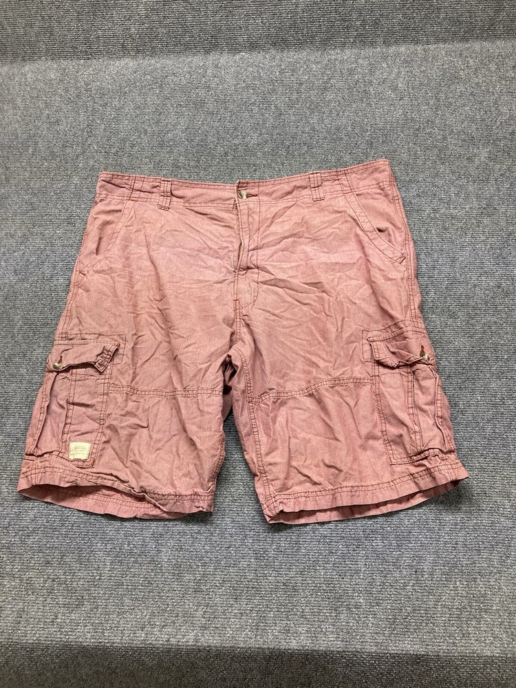 Levis Signature Cargo Shorts Men’s Size 42 Red Cargo Shorts