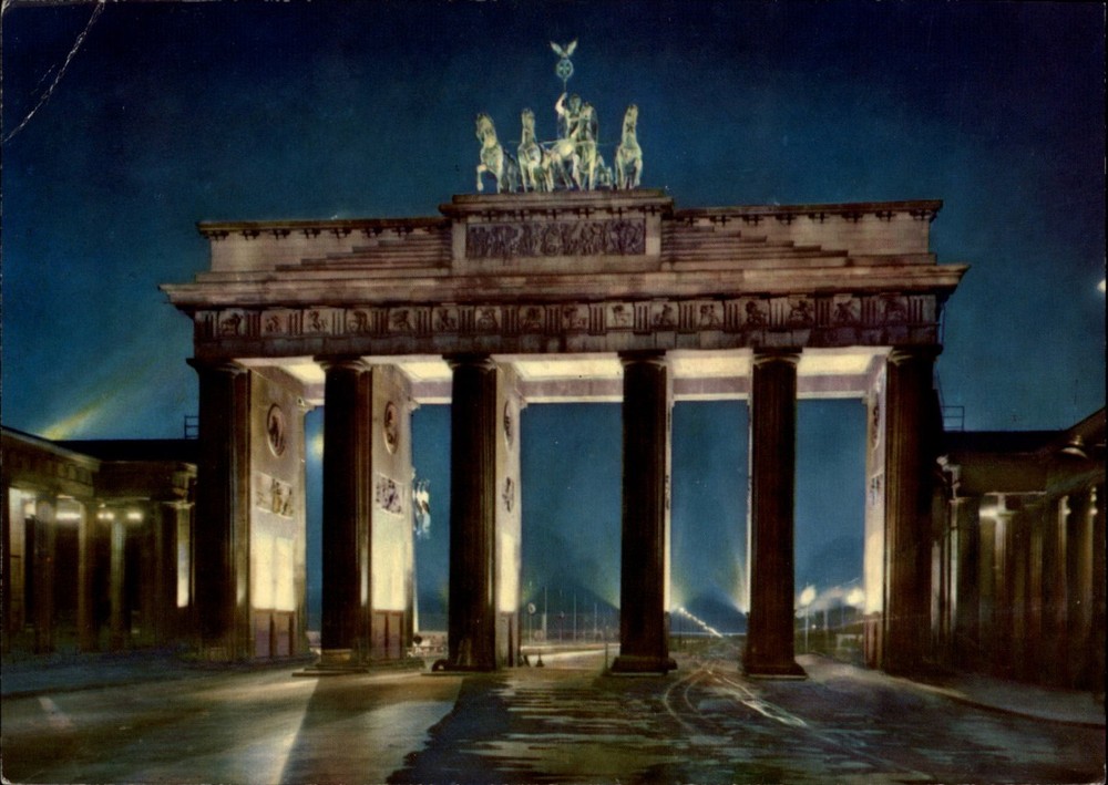 Brandenburg Gate Berlin Germany vintage postcard k233