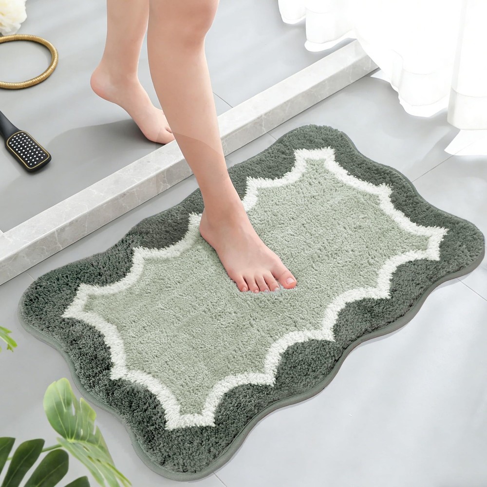 Scalloped Green Small Bathroom Rugs Mat,Non Slip Absorbent Quick Dry Bath Mat...