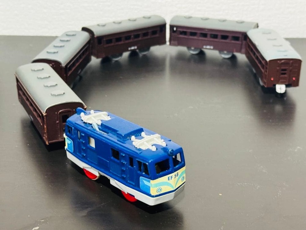 Plarail EF58 and old passenger car set out of print #452a73