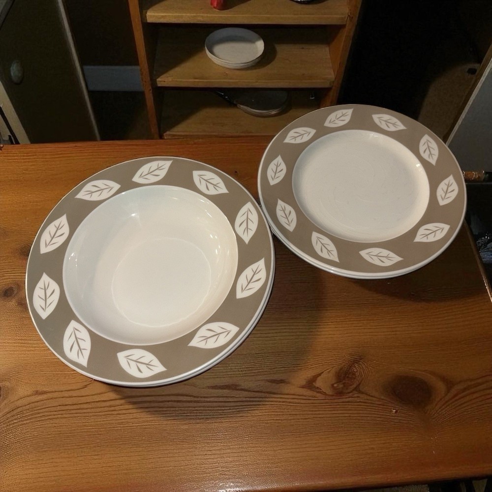 Pagnossin Italy Leaves Set of 2 Pasta Bowls 8.75” & Set of 2 Salad Plates 8.25”