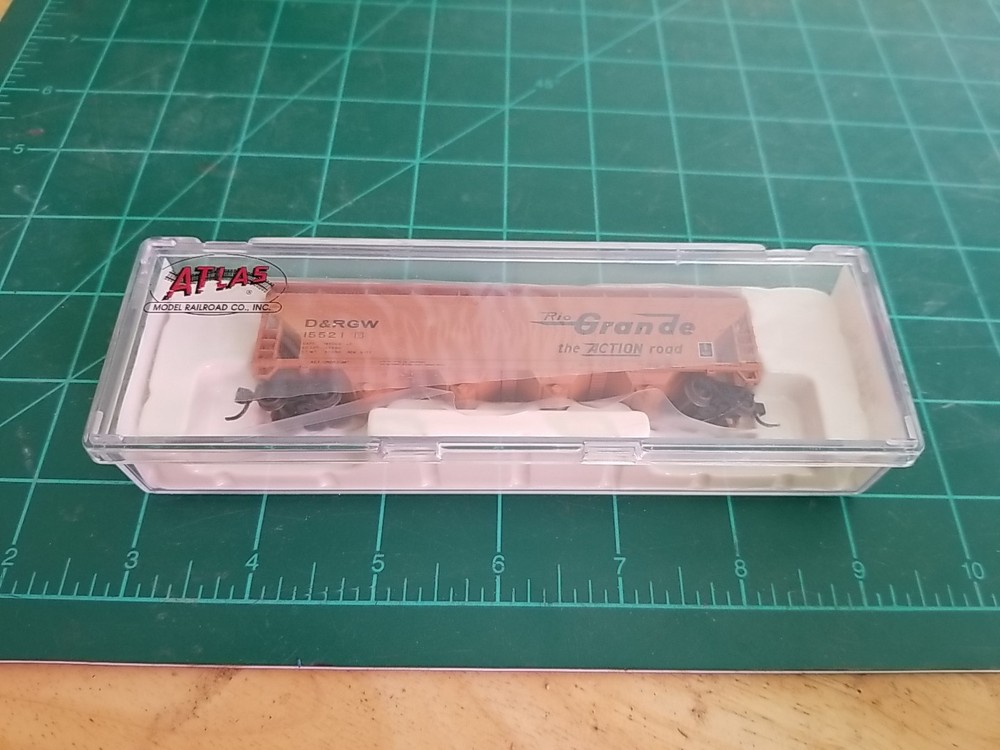ATLAS 3700   D&RGW 'Action Road' QUAD Hopper #15525 'NEW' N-SCALE