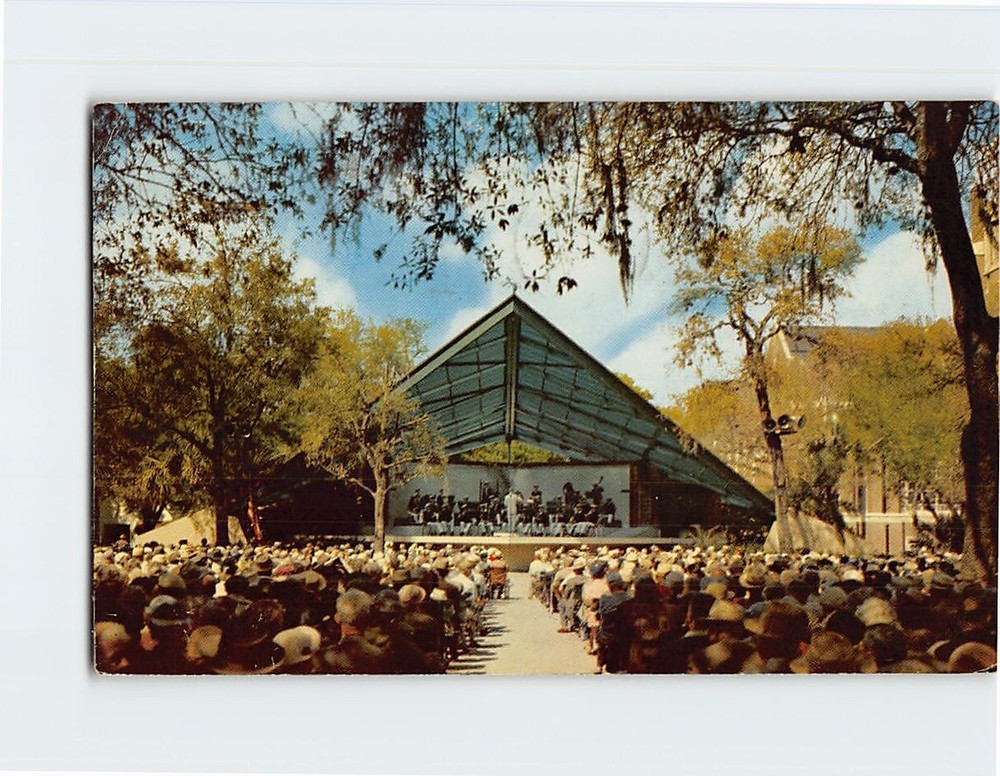 Postcard Fifth Band Shell Williams Park St. Petersburg Florida USA