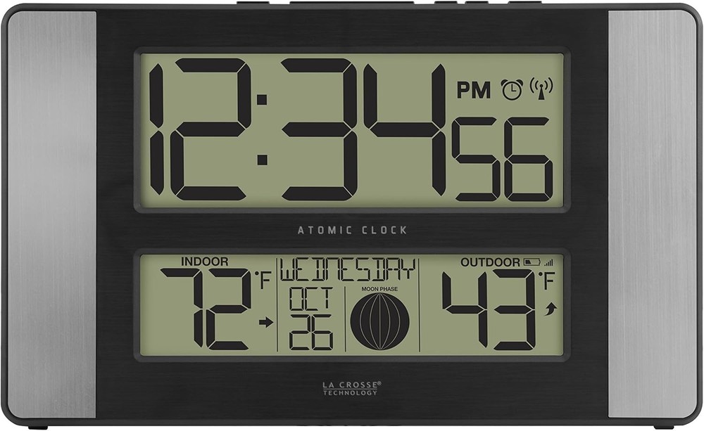 Accurate Atomic Alarm Clock w/ Automatic Daylight Saving Time Resets-image