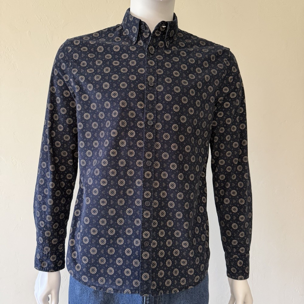 Express Navy Beige Geometric Cotton Button-Up Men Shirt size M Long Sleeve