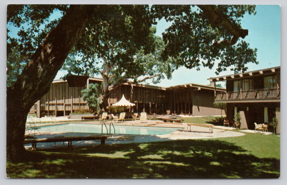 Mark Thomas Inn Del Monte Monterey CA Swimming Pool Resort Postcard Chrome