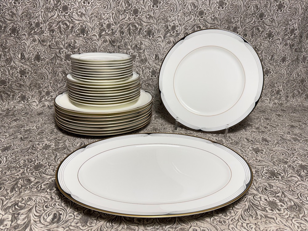 Lenox Erica China Debut Collection 28 Piece Dinner Plates Salad Dessert Platter