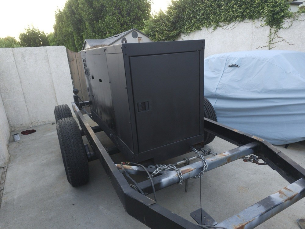 Portable air compressor 185 CFM