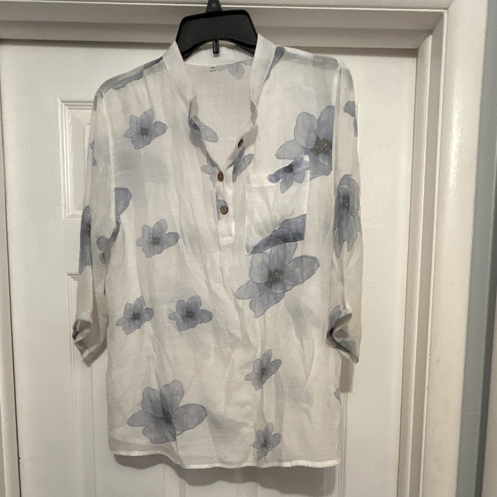 Women's White Gray Floral V-Neck Button-Front 3/4 Sleeve Blouse XL