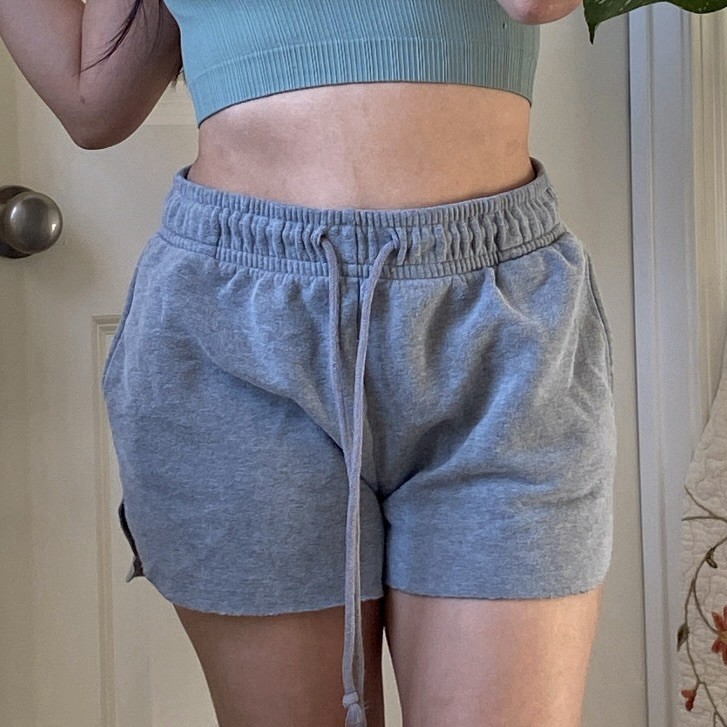Wild Fable Gray Sweat Shorts Women Size L Relaxed Fit Drawstring Pockets