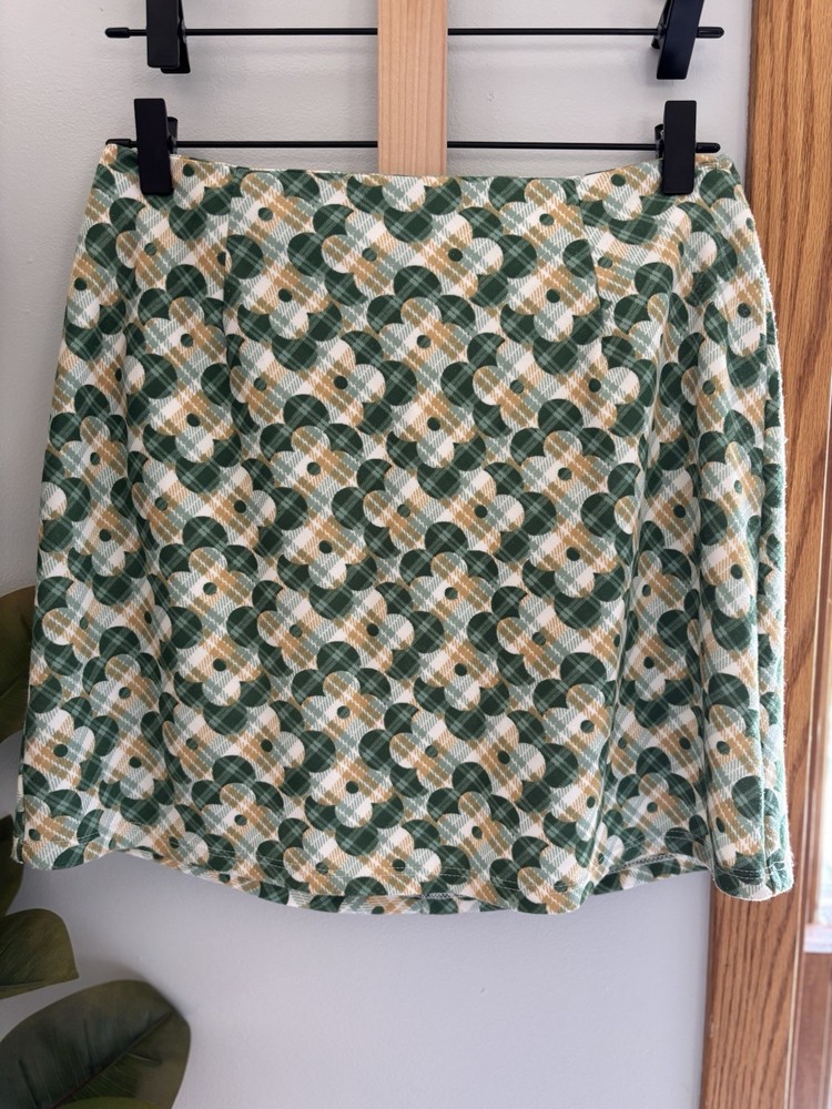 Altar'd State Green Geometric Knit A-Line Mini Skirt with Zip Accent, Size L
