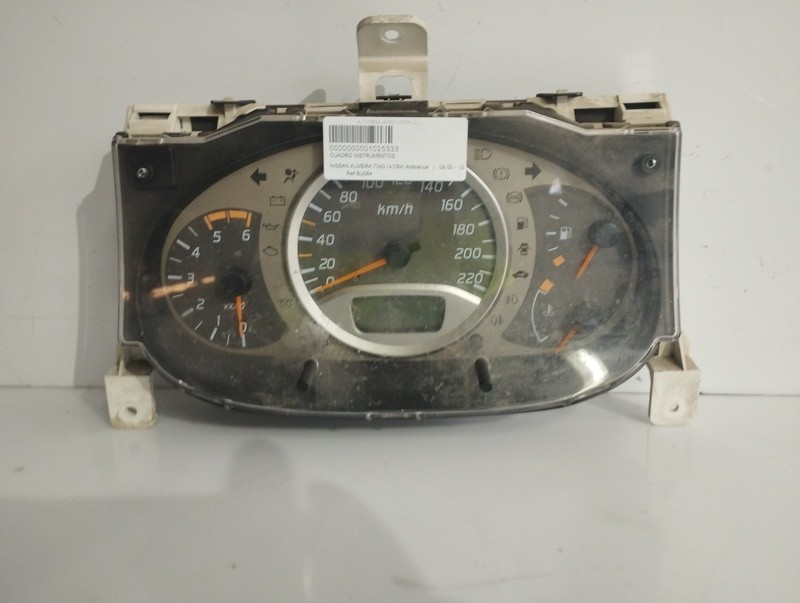 BU064 Instrument Panel NISSAN ALMERA TINO V10M AMBIENCE 2000 1025333
