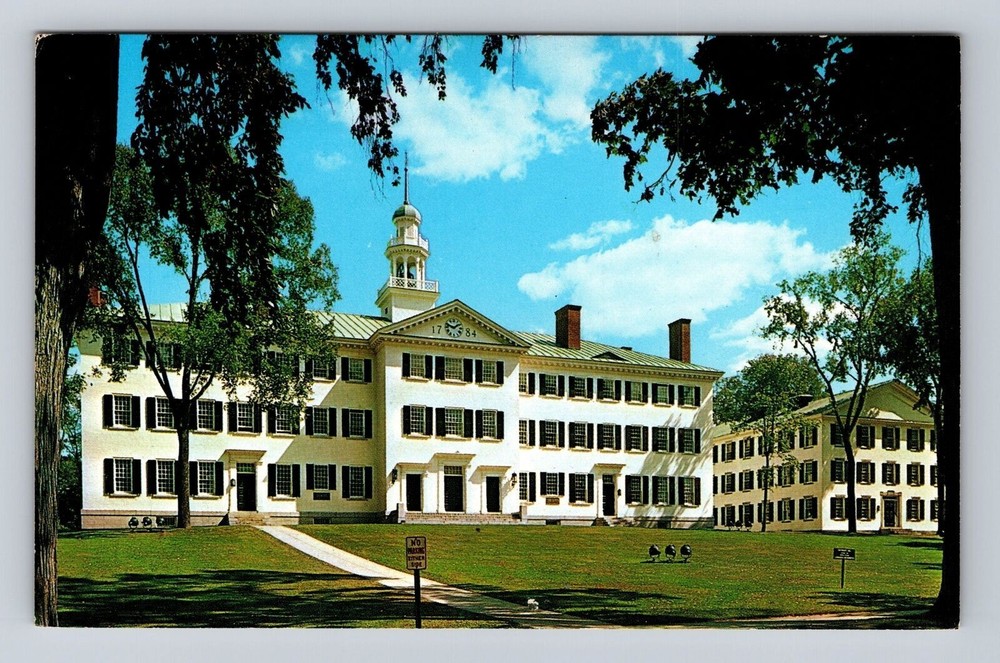 Hanover NH-New Hampshire, Dartmouth Hall, Dartmouth College, Vintage Postcard