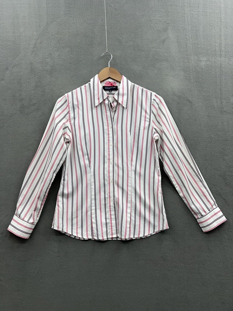 Jones New York Signature Woman’s Small Button Down Shirt