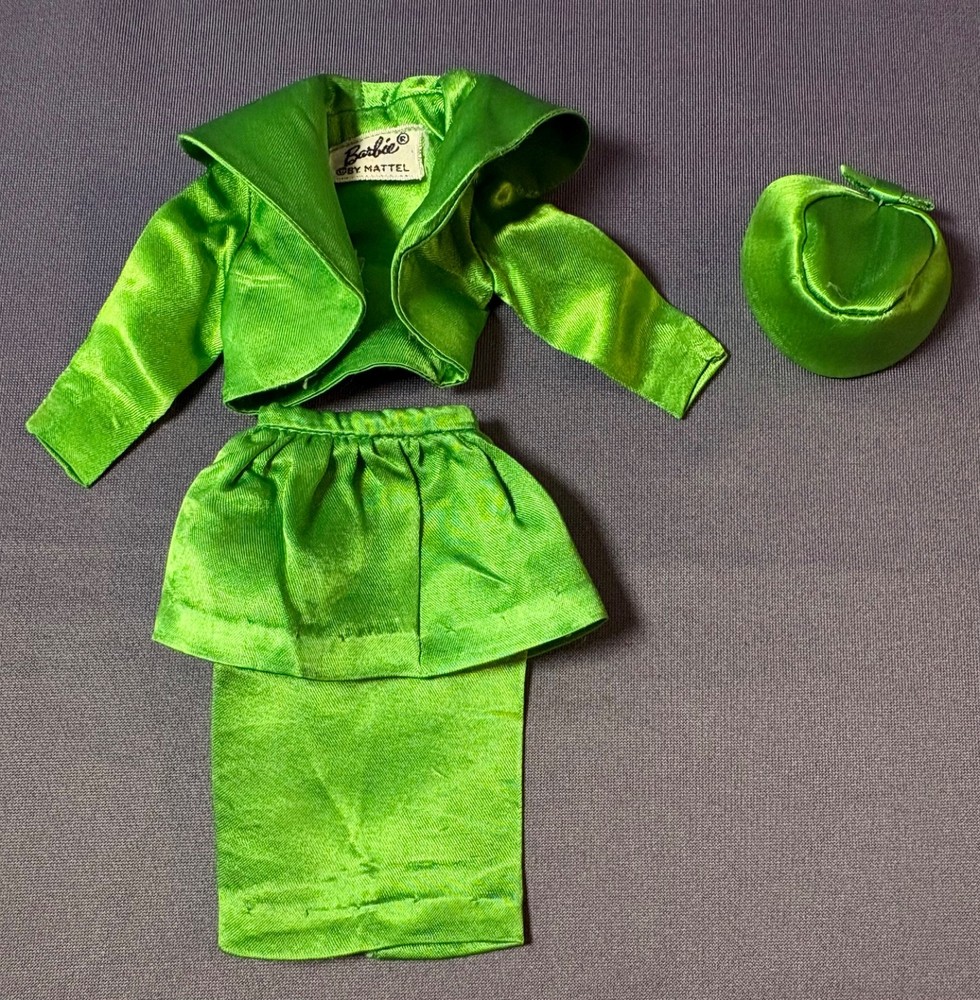 Vintage Barbie Theater Date #959 1963 Suit Jacket Skirt Pillbox Hat with Bow