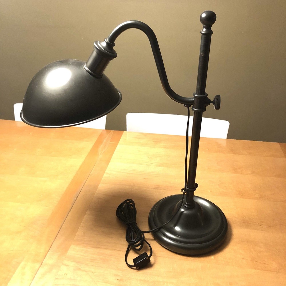 Vintage Style Table Desk Lamp 8” Weighted Base Adjustable Height 22” Preowned