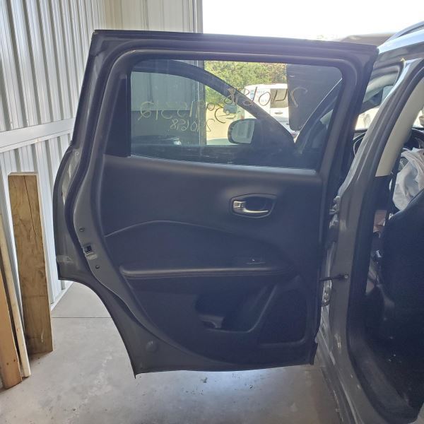 COMPASS   2021 Door Trim Panel Rear 1025927