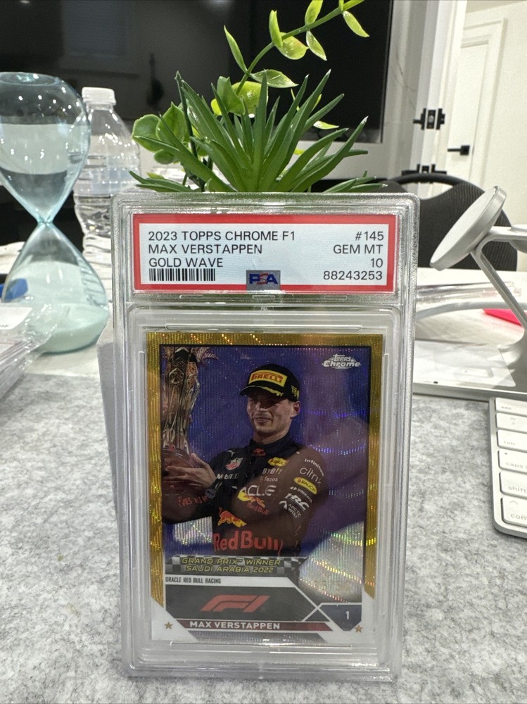 2023 Topps Chrome Formula 1 F1 Max Verstappen #145 Gold Wave /50 PSA 10 POP 1