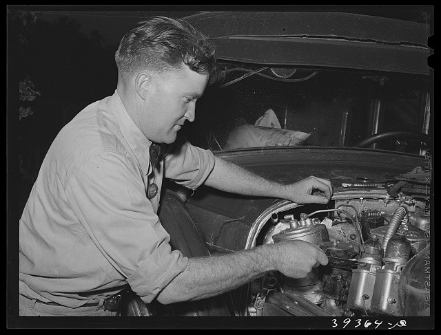 San Diego California 1941 Consolidated Aircrafts Workman Diesel Car Engine