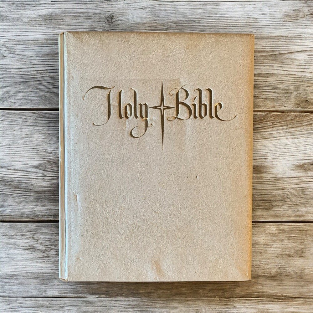 Vtg 1963 Good Counsel Publishing Holy Bible King James KJV Ivory Illustrated