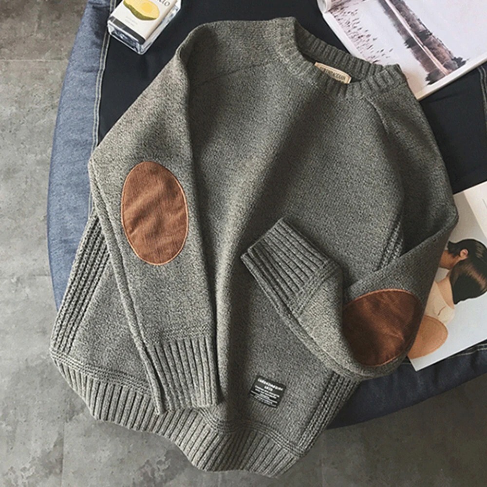 Thick Oversized Loose O-Neck Men’s Knit Pullover Sweater for Autumn Fashion