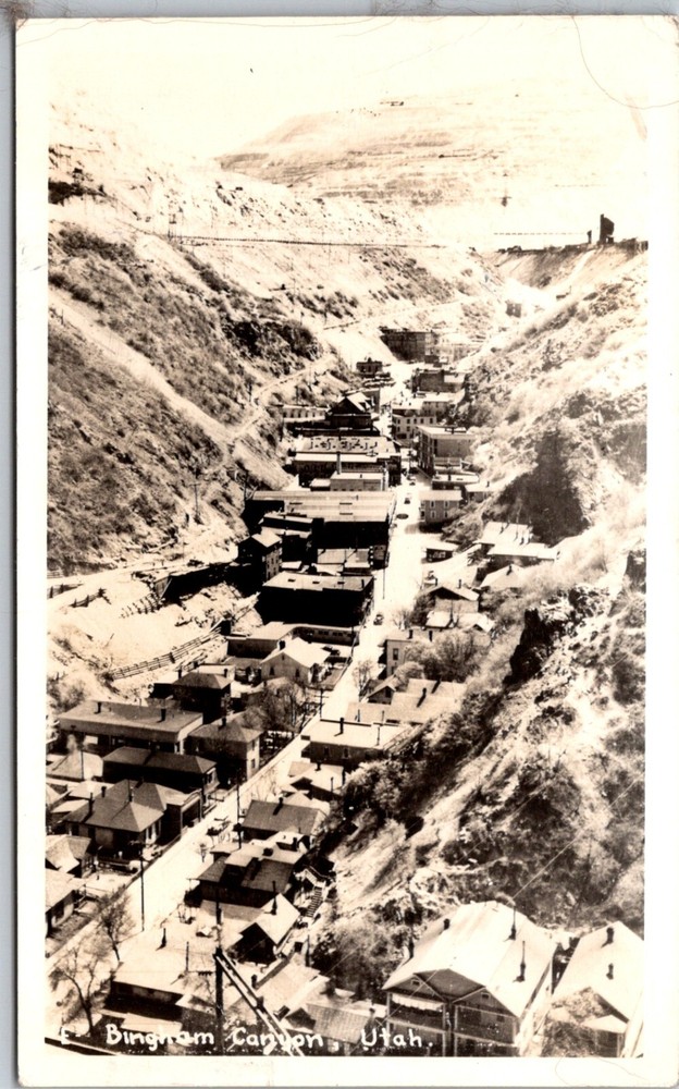 Vintage RPPC Postcard Aerial View of the Town Bingham Canyon Utah 1952     22455