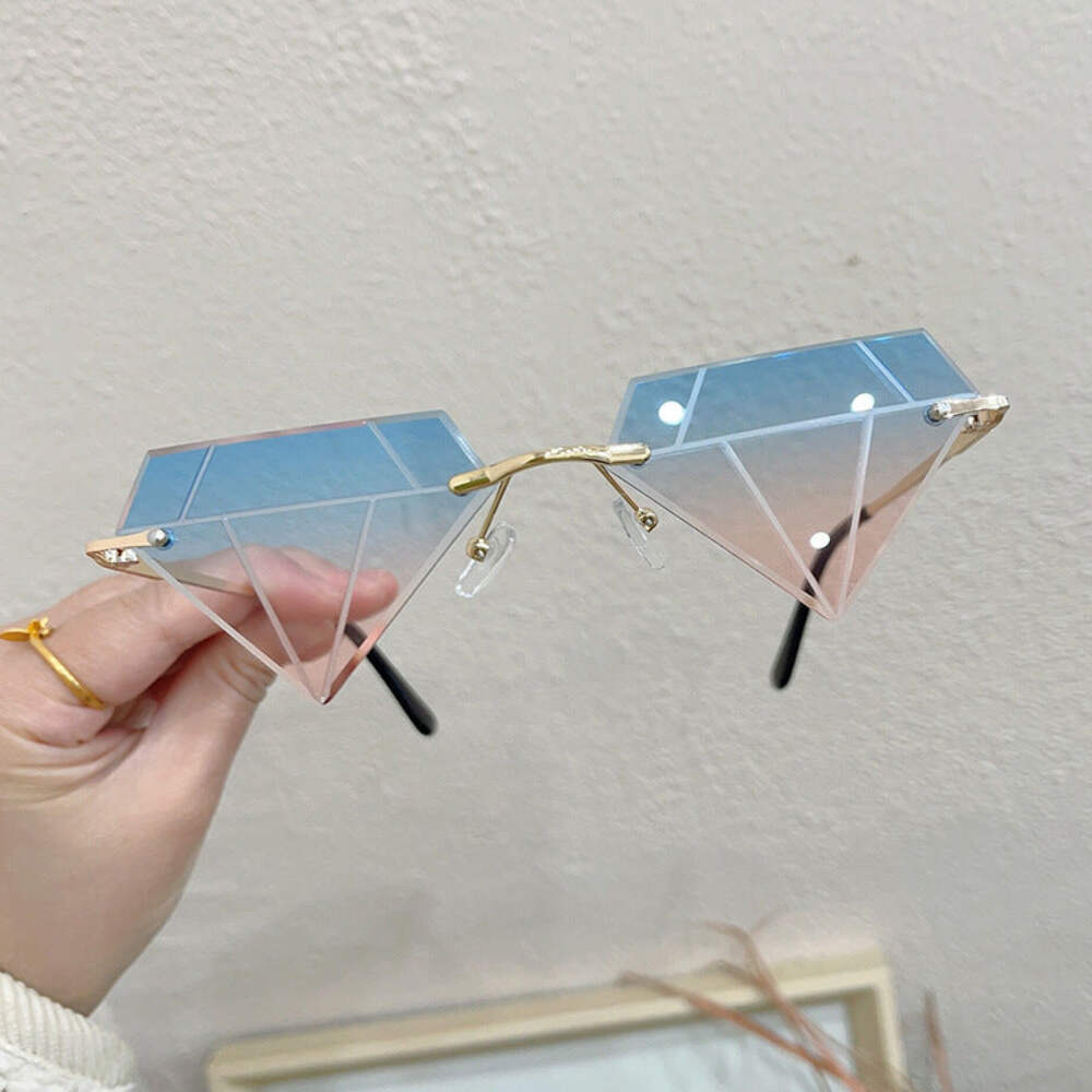 Personalized Womens Sunglasses Small Frame Trendy Fashion Eyewear for Sun Protec