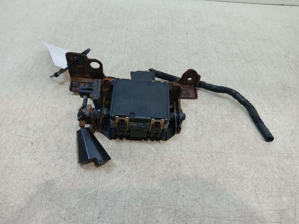 NISSAN QASHQAI RADAR DISTANCE SENSOR FRONT 284384EJ0B MK2 P84 2014-2022