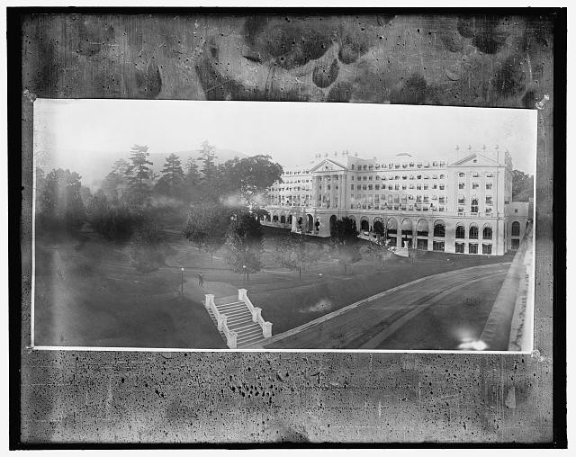 Photo:White Sulphur Springs WV The New Greenbrier Hotel 1900s