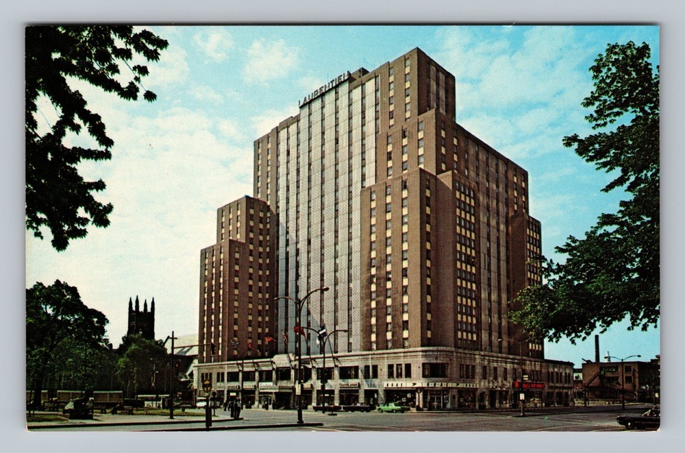 Canada Quebec Montreal Sheraton Laurentien Hotel Standard Old Vintage Postcard