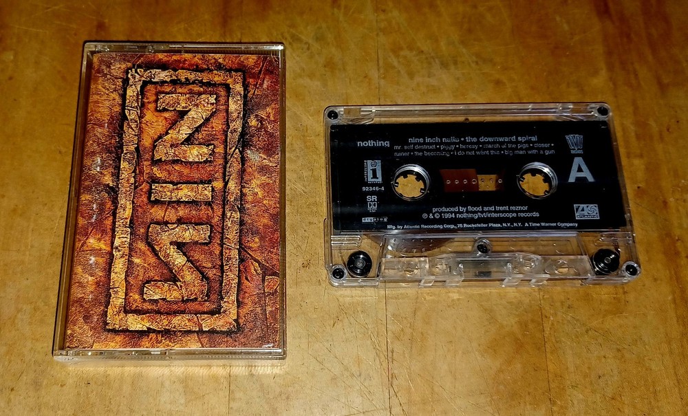 NINE INCH NAILS THE DOWNWARD SPIRAL VINTAGE CASSETTE TAPE TRENT REZNOR RARE 1994