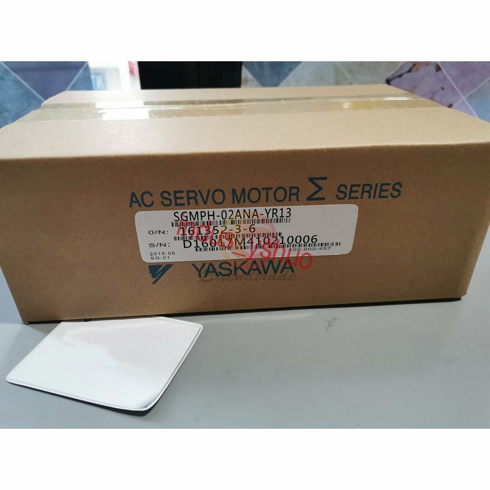 One New Yaskawa Ac Servo Motor Sgmph-02Ana-Yr13