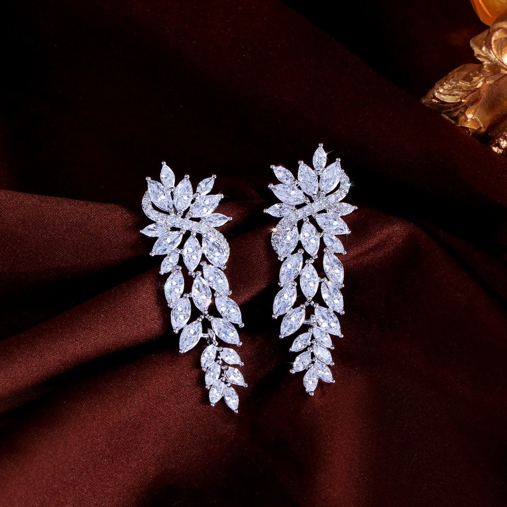 Women Symmetrical Long Leaf Dangle Drop Earrings Silver Plated CZ Bridal Jewelry