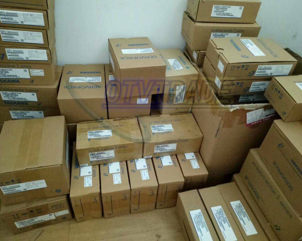 1PCS NEW   SGMPH-04AAA21 #F22