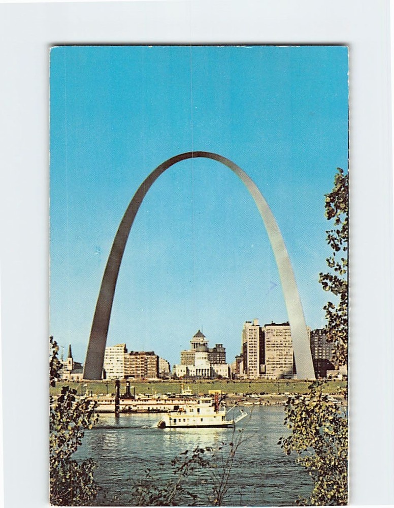 Postcard Gateway Arch & St. Louis Waterfront St. Louis Missouri USA