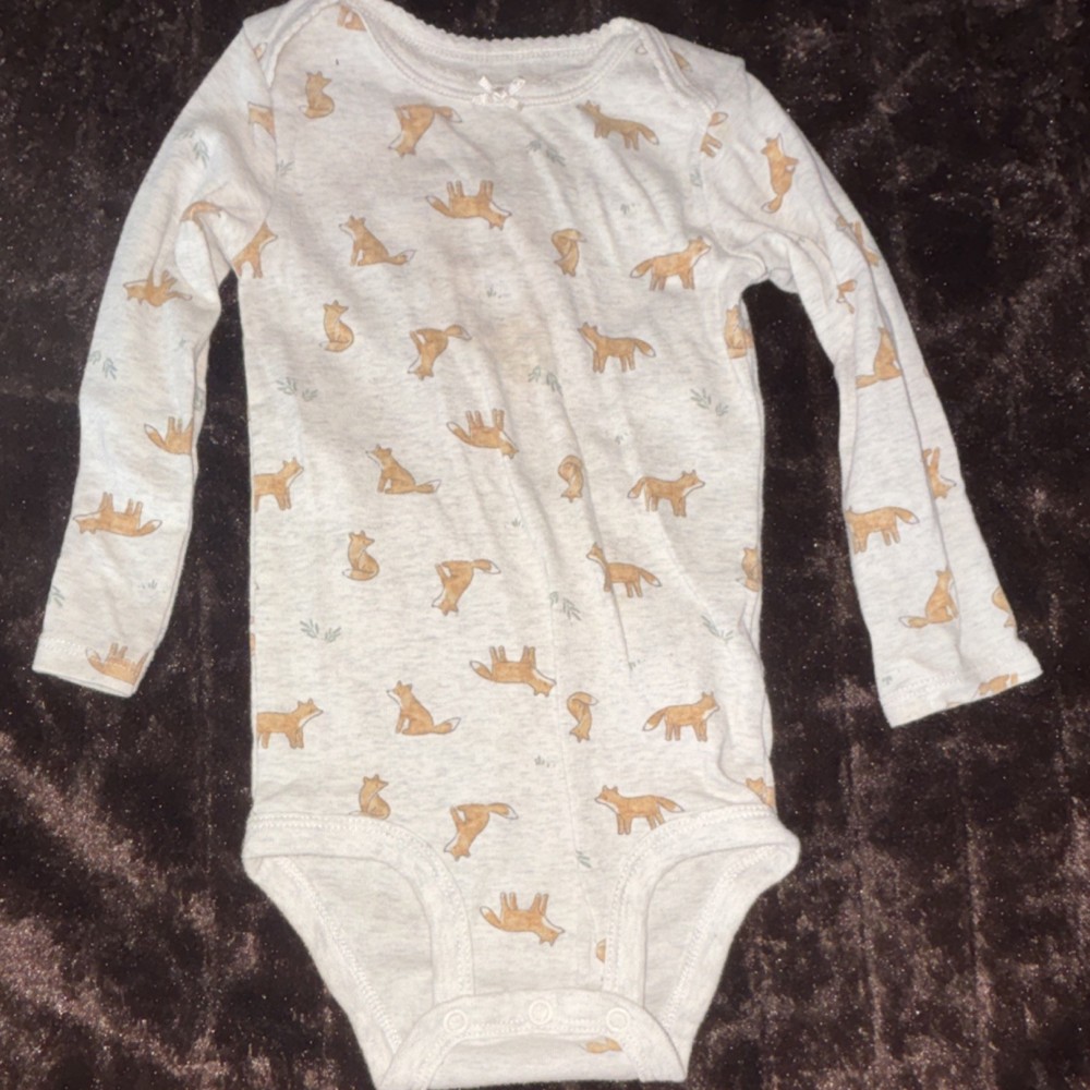 Child of Mine by Carter's Gray Fox Print Cotton Long Sleeve Snap One-Piece 18M
