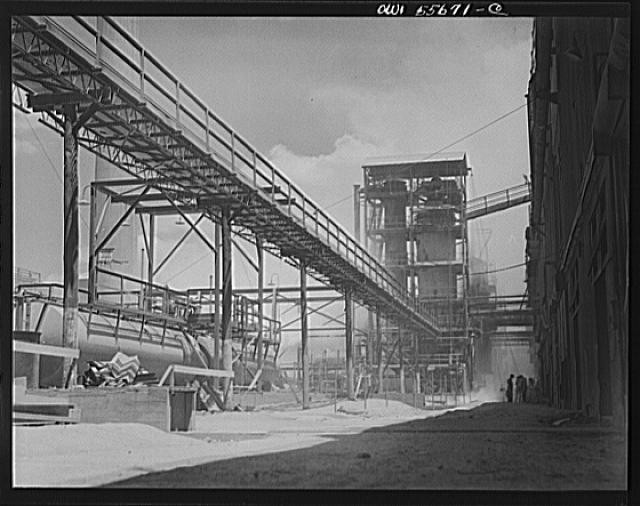 Photo:Industrial Plant Conveyor Tower 1930s-1940s Factory Interior